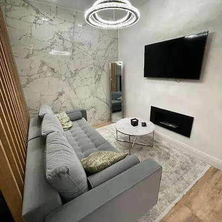 Parliament Sight - In The Heart Of Apartment *