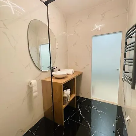 Апартаменты Parliament Sight - Best Location In Buda Side - Ac - Self Check-In *